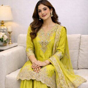 Green Sharara Set 3-Piece Ethnic Outfit Kurta Dupatta Size 42 (XL)